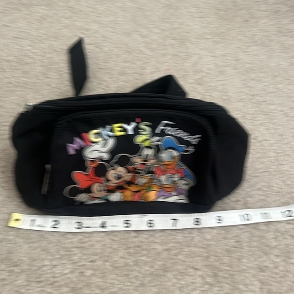 Mickey's Friends Fanny Pack Crossbody Bag Disney Cartoon Character‎ Belt Bag - Picture 6 of 8